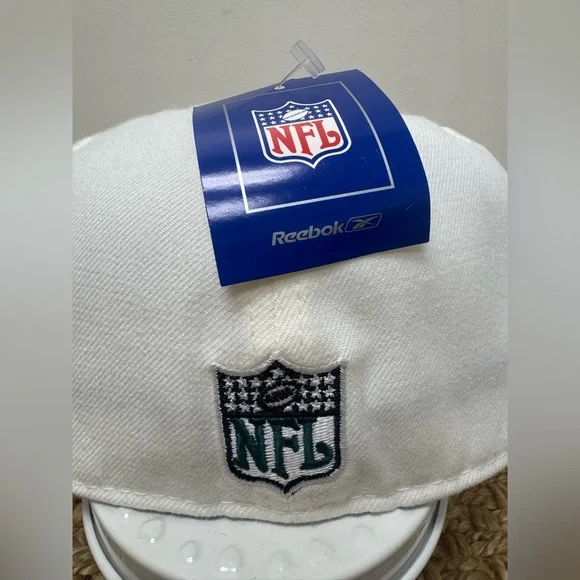 NWT NFL Reebok Philadelphia Eagles Hat - Picture 3 of 5